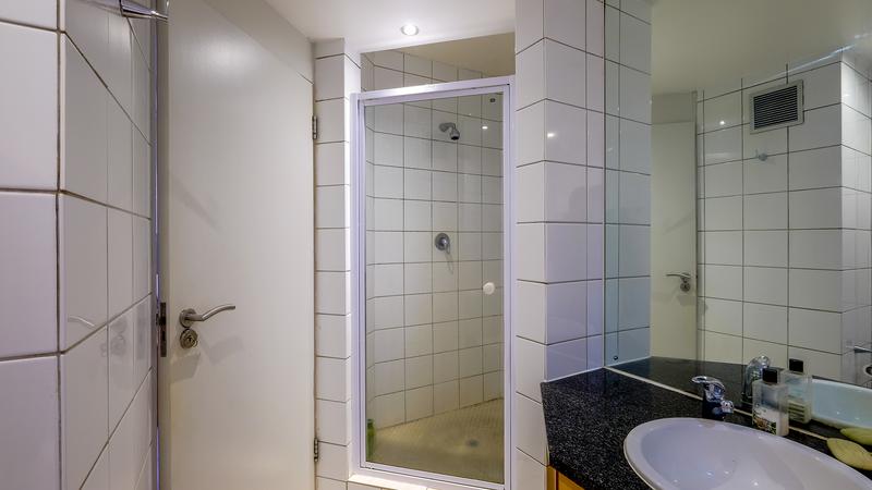 2 Bedroom Property for Sale in Claremont Western Cape
